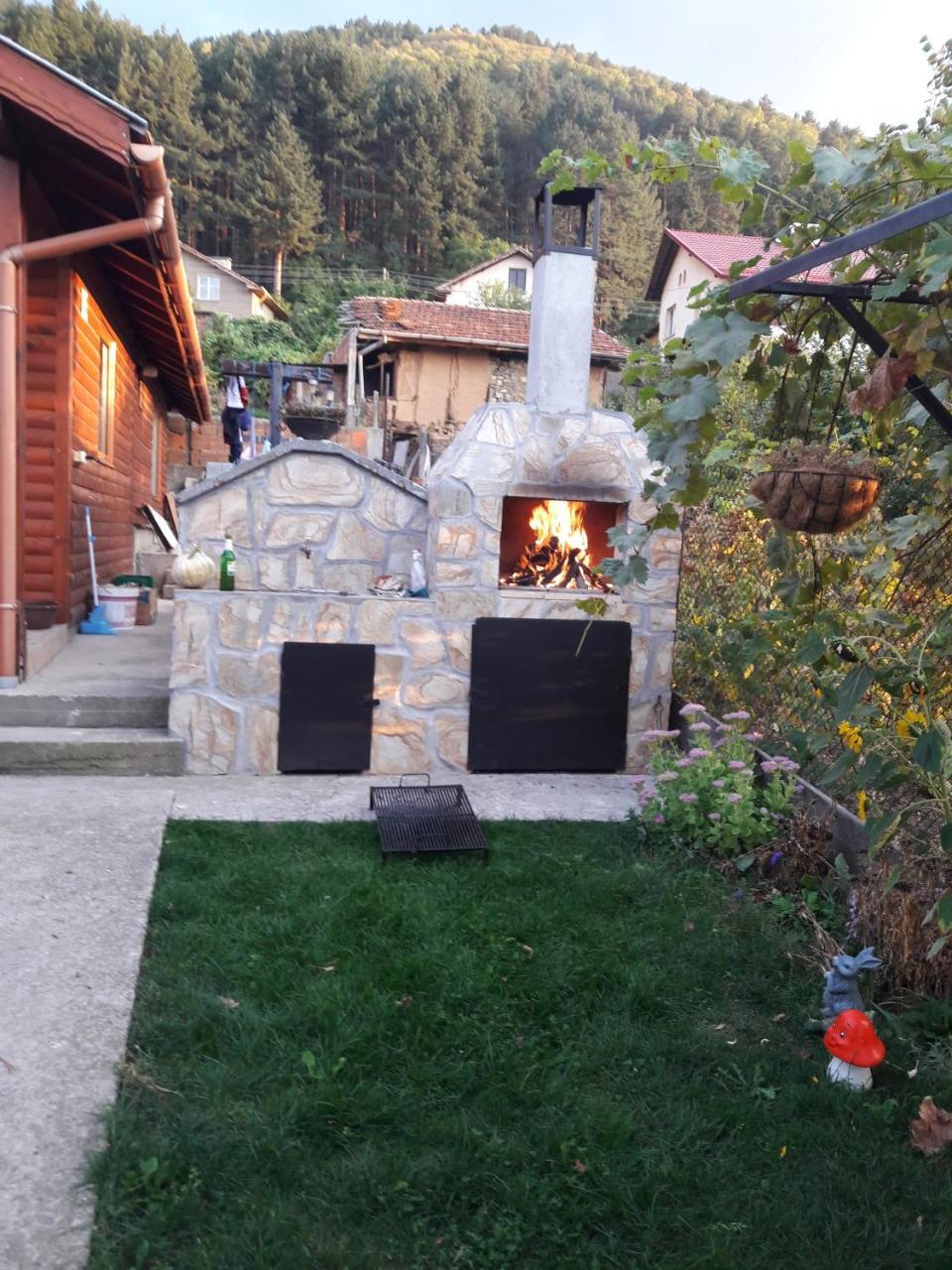 Holiday Home Veli Sapareva Banya Bagian luar foto